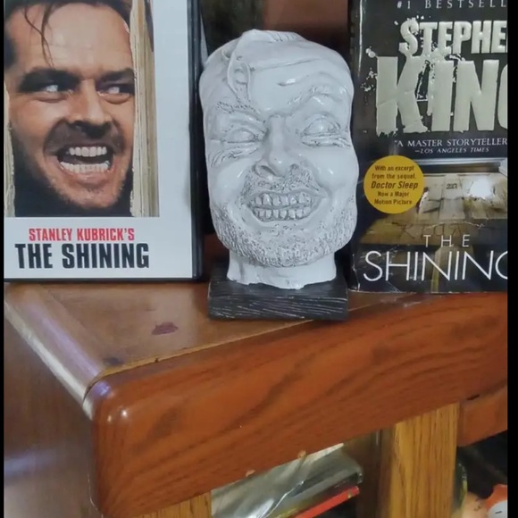 🆕 “Here’s Johnny” Sculptured Head, Resin Tabletop Decoration Bookshelf Film - Picture 10 of 11
